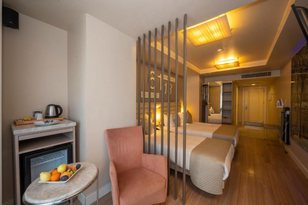 The Peak Hotel
