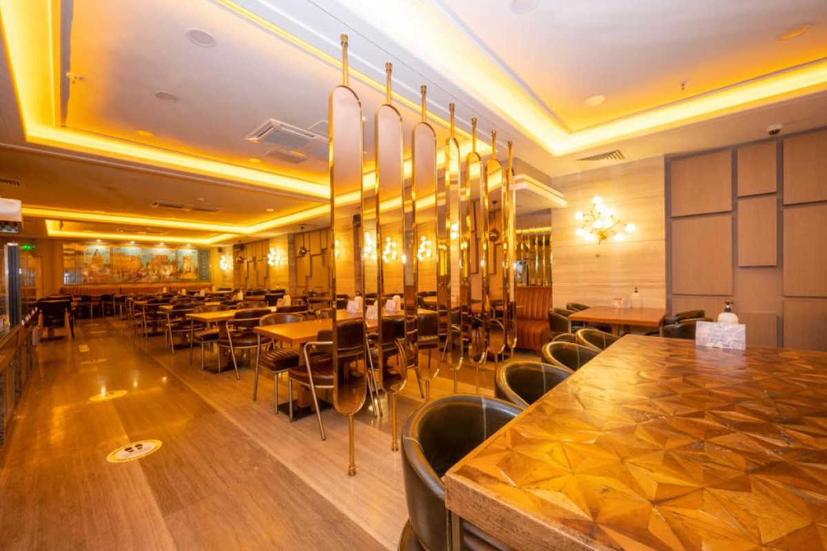 The Peak Hotel