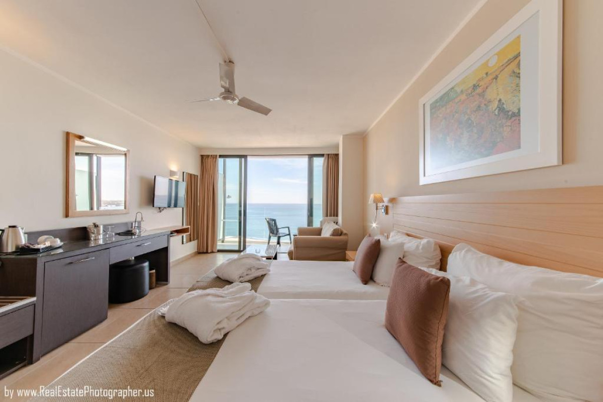 Preluna Hotel
