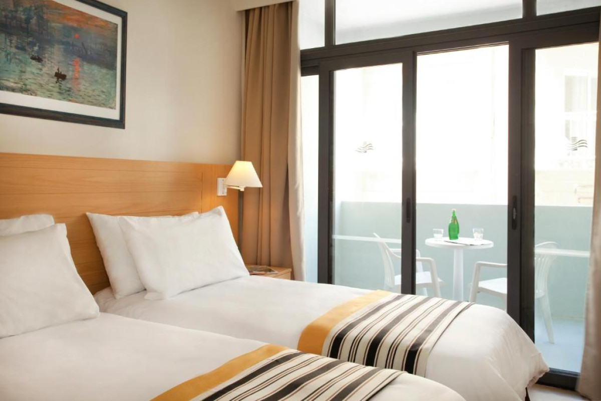 Preluna Hotel