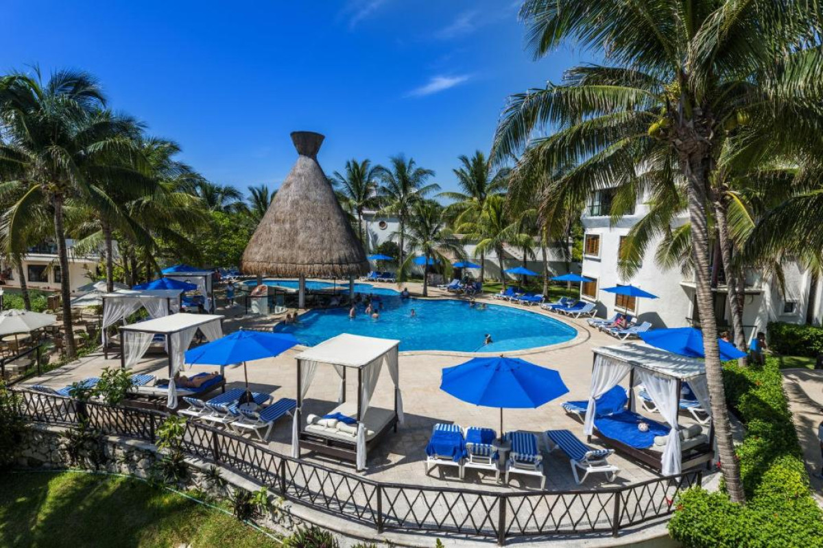 The Reef Playacar