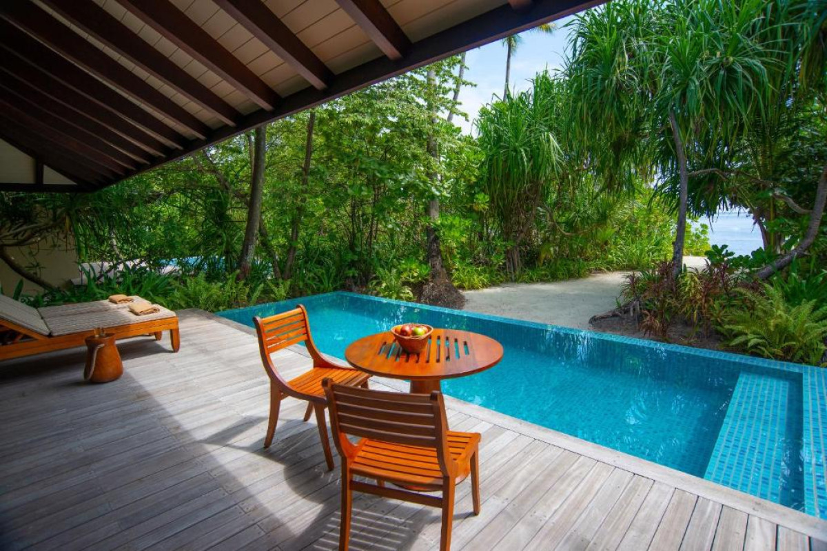 The Residence Maldives at Dhigurah Resort