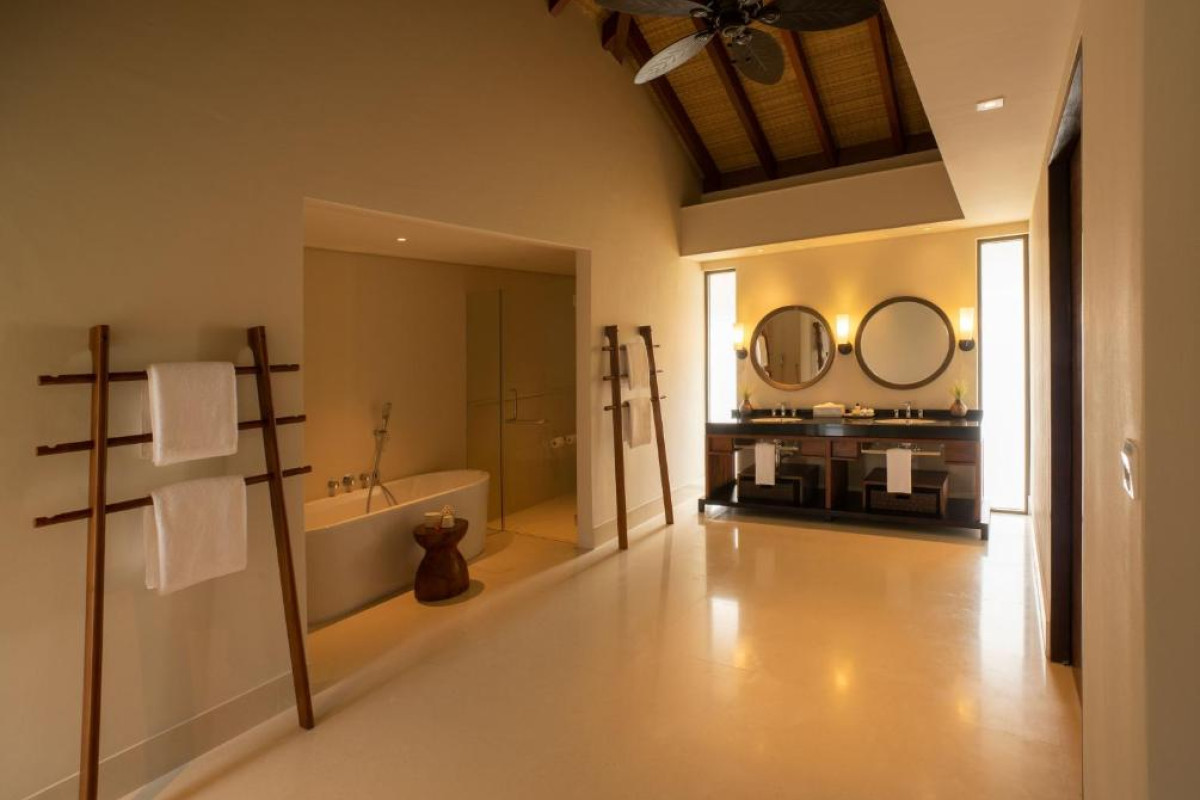 The Residence Maldives at Dhigurah Resort