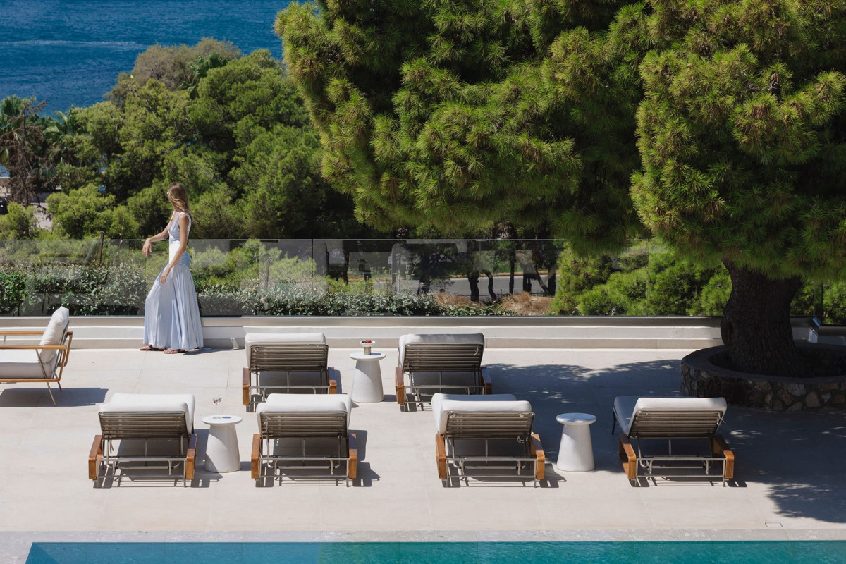 The Roc Club, A Hotel to Live®