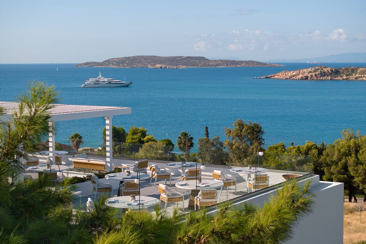 The Roc Club, A Hotel to Live®