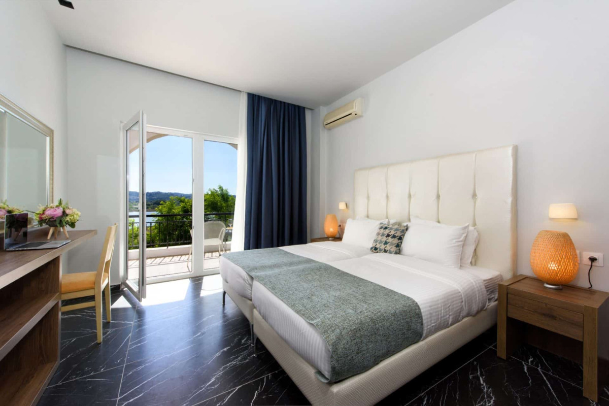 ROYAL BOUTIQUE HOTEL