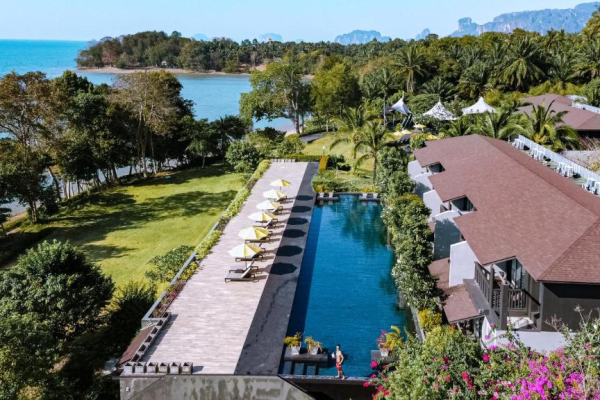 The ShellSea Krabi I Luxury Beach Resort & Pool Villas