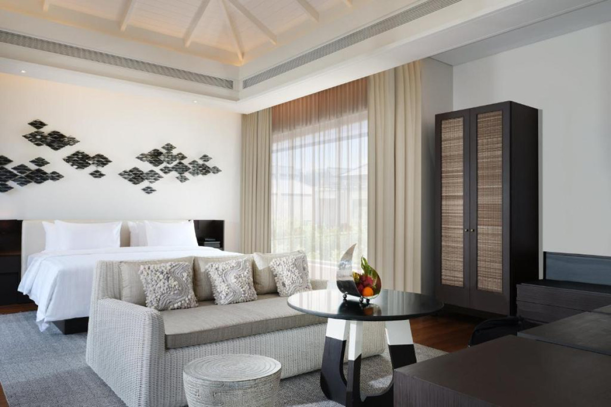 The ShellSea Krabi I Luxury Beach Resort & Pool Villas