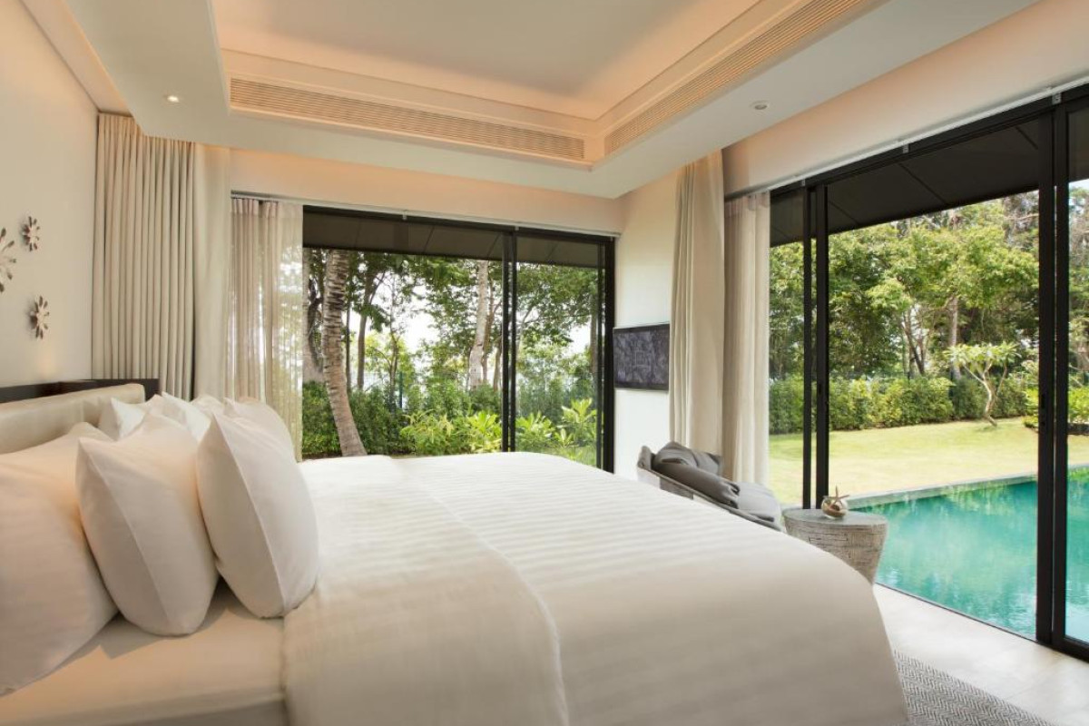 The ShellSea Krabi I Luxury Beach Resort & Pool Villas