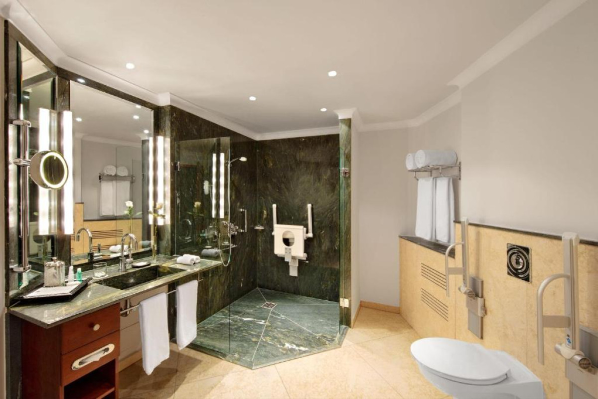 The St. Regis Mardavall Mallorca Resort
