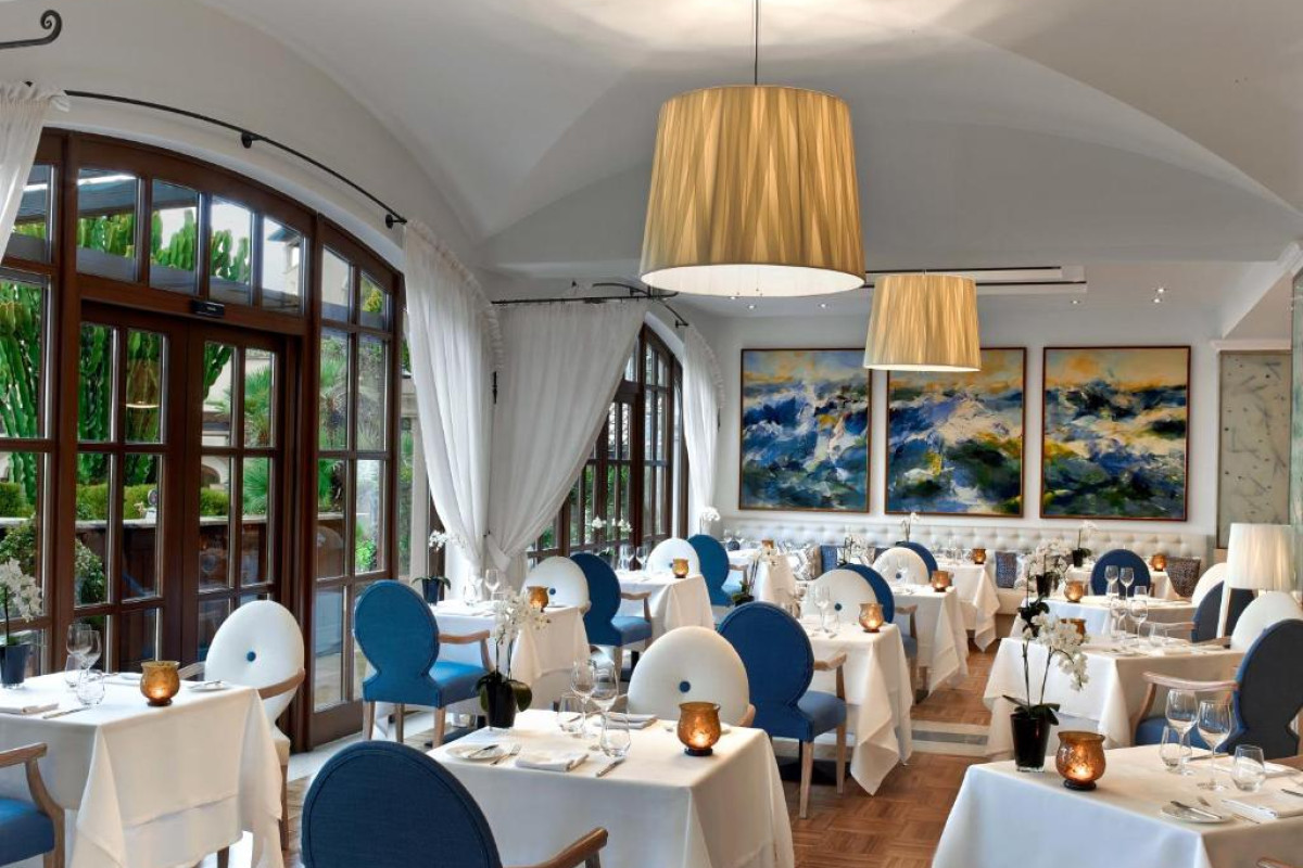 The St. Regis Mardavall Mallorca Resort