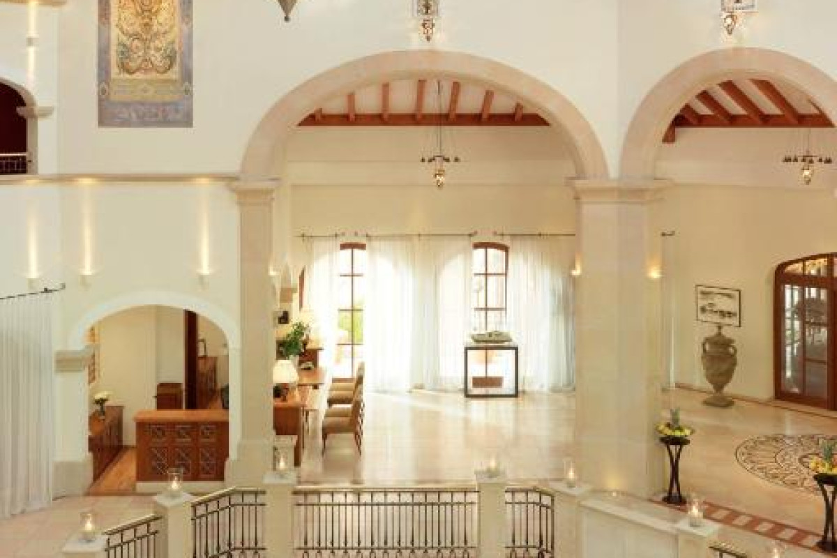 The St. Regis Mardavall Mallorca Resort