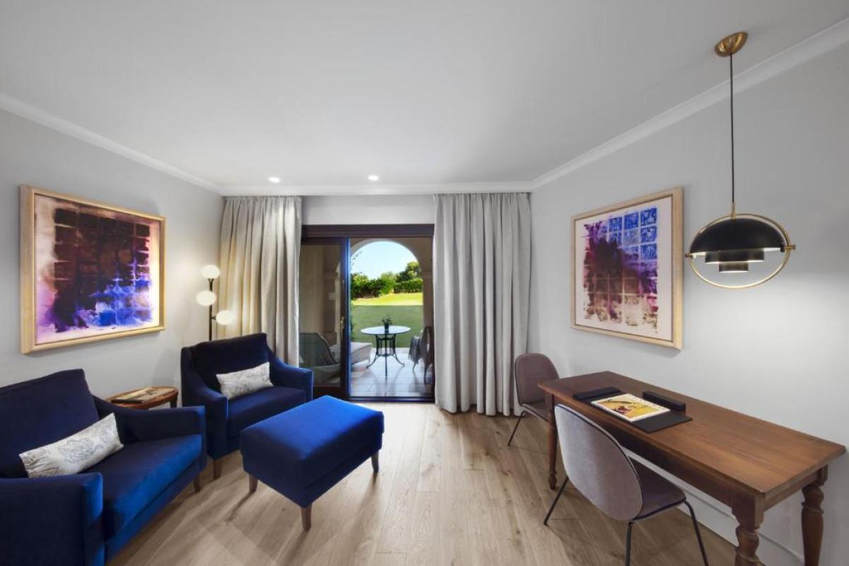The St. Regis Mardavall Mallorca Resort