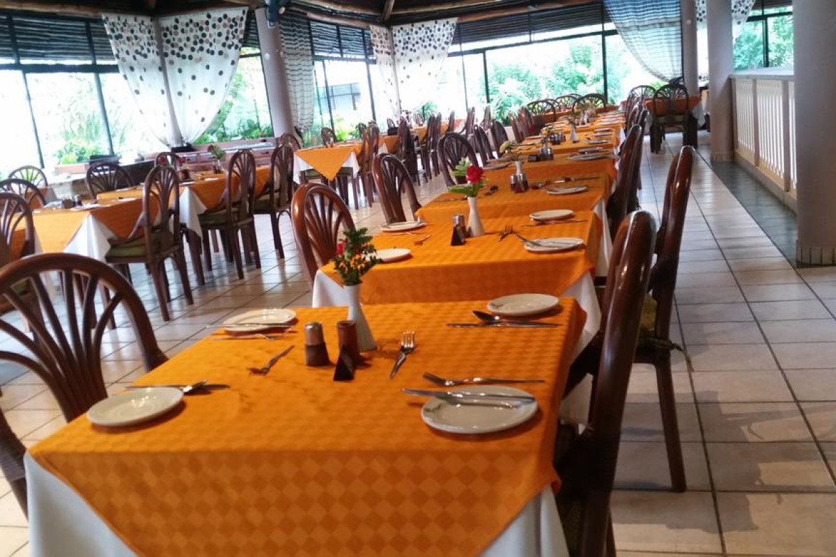 THE TRAVELLERS BEACH HOTEL