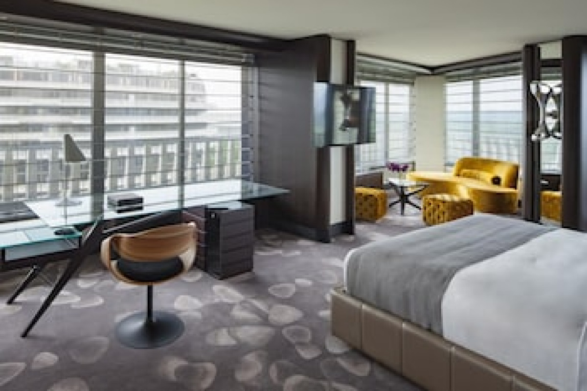 THE WATERGATE