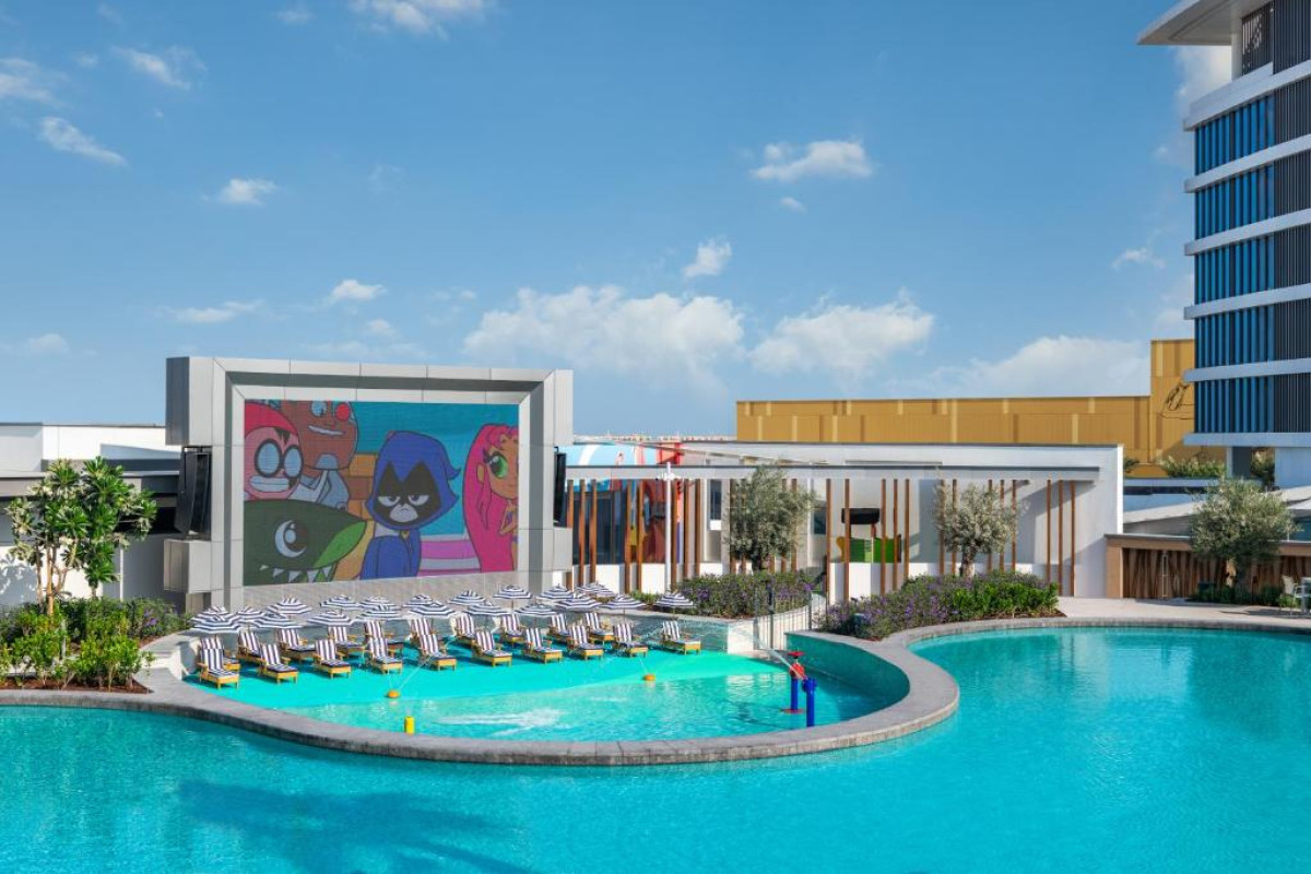 THE WB ABU DHABI, CURIO COLLECTION BY HILTON