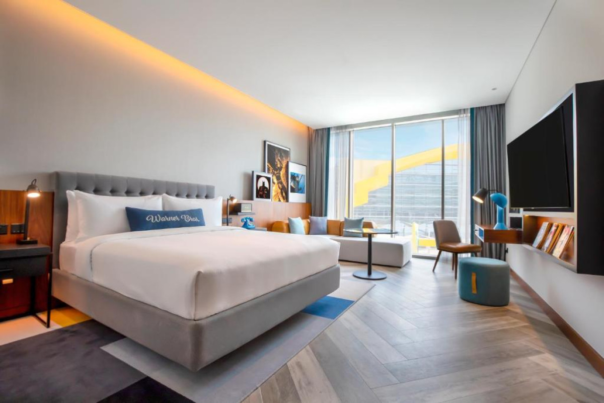 THE WB ABU DHABI, CURIO COLLECTION BY HILTON