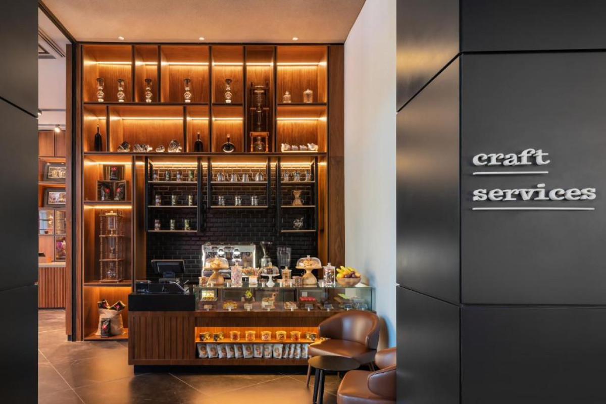 THE WB ABU DHABI, CURIO COLLECTION BY HILTON