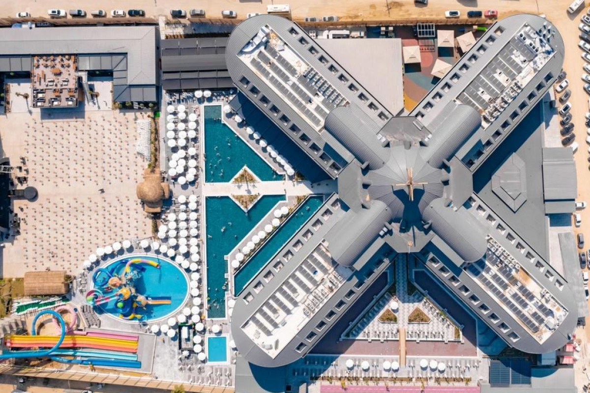 The X Belek