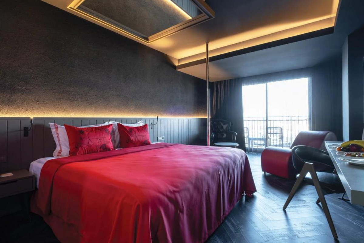 The X Belek