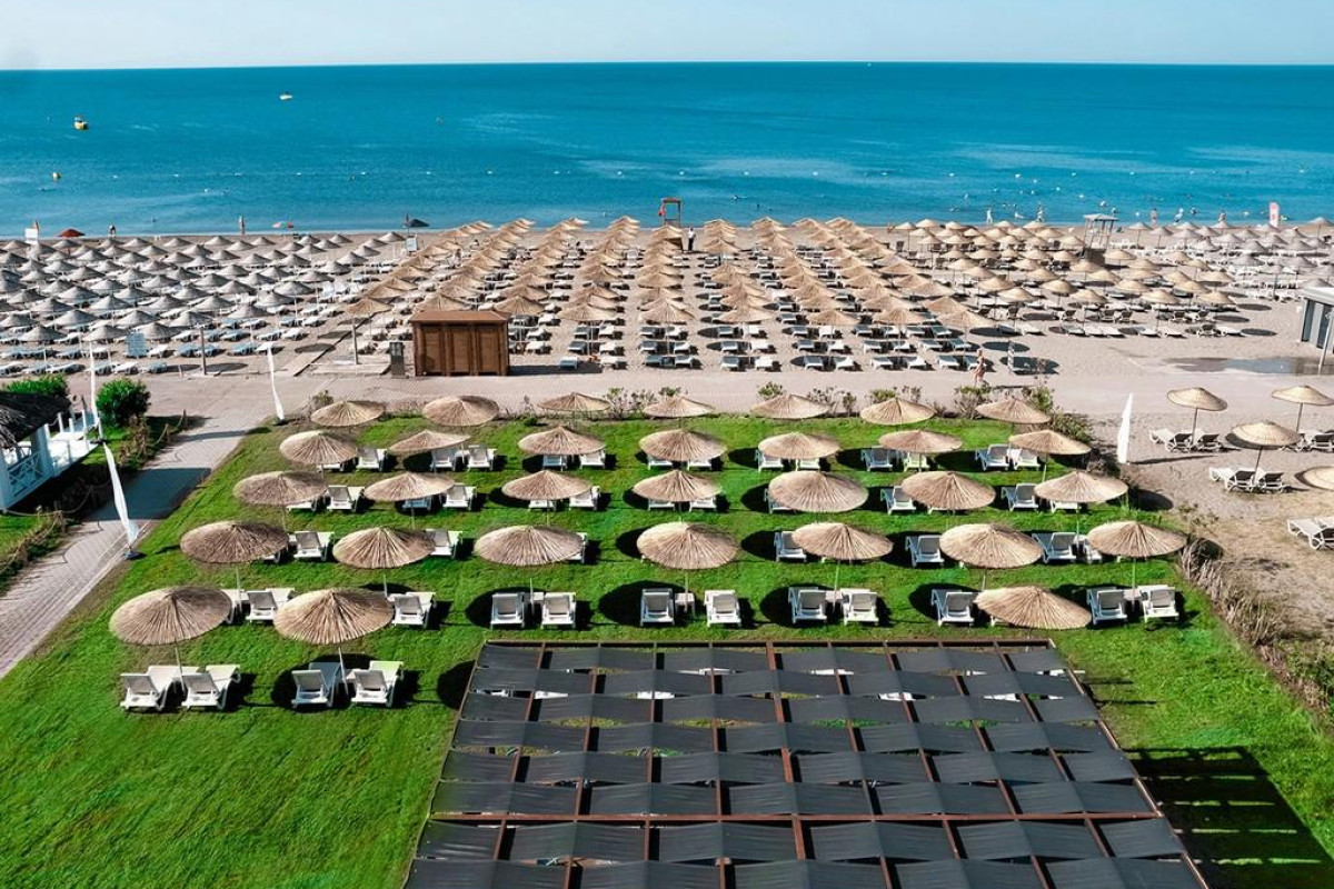 The X Belek