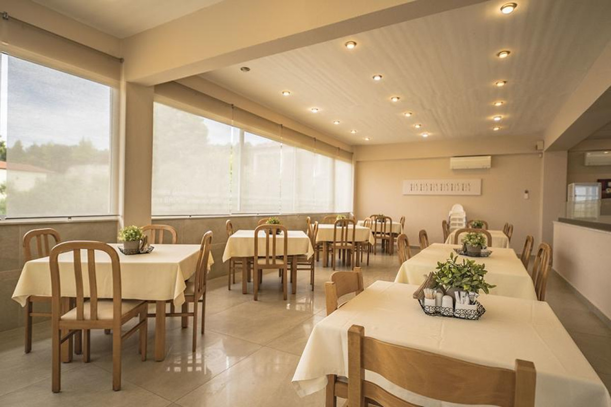 Thea Hotel