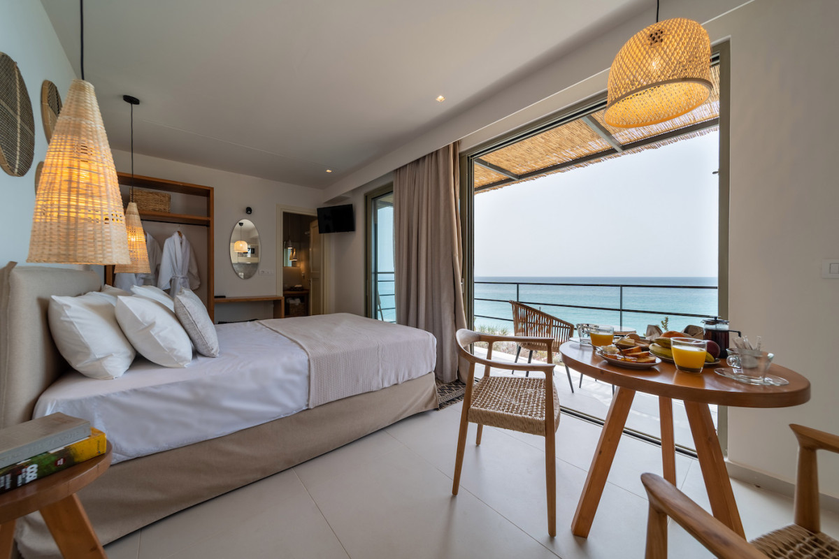 Thea Luxury Suites