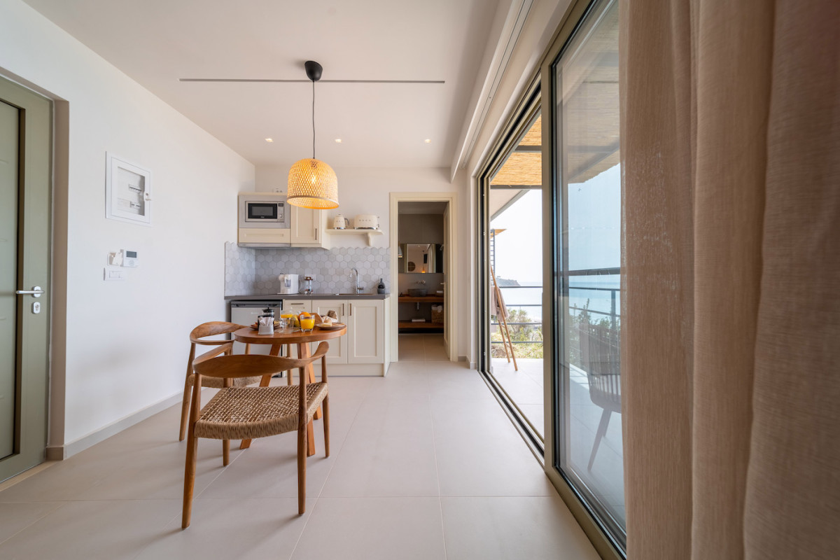 Thea Luxury Suites