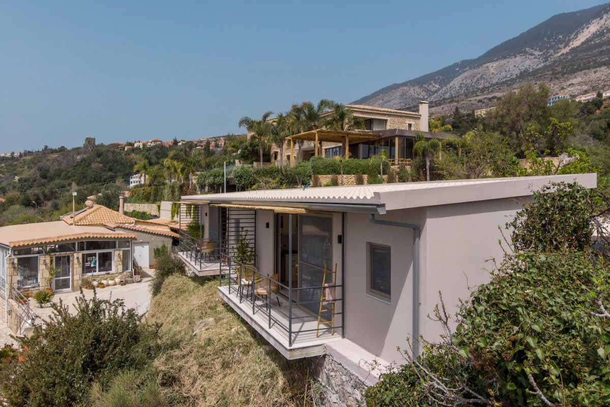 Thea Luxury Suites