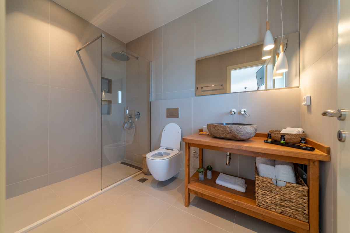 Thea Luxury Suites