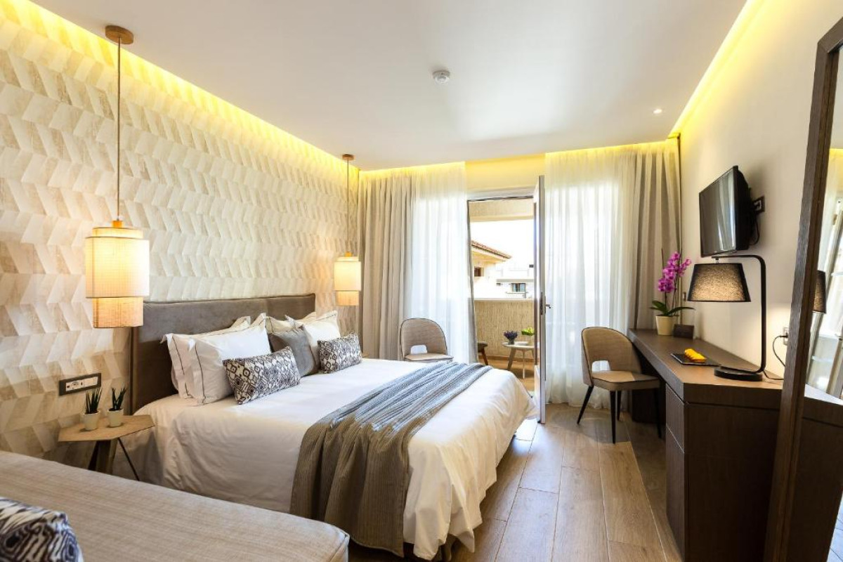 THEARTEMIS PALACE - RETHYMNO TOWN