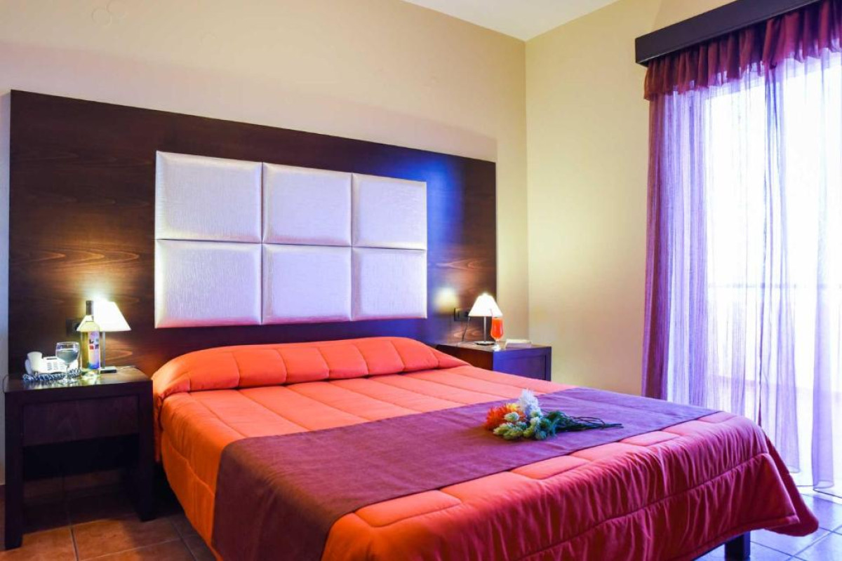 Theo Hotel