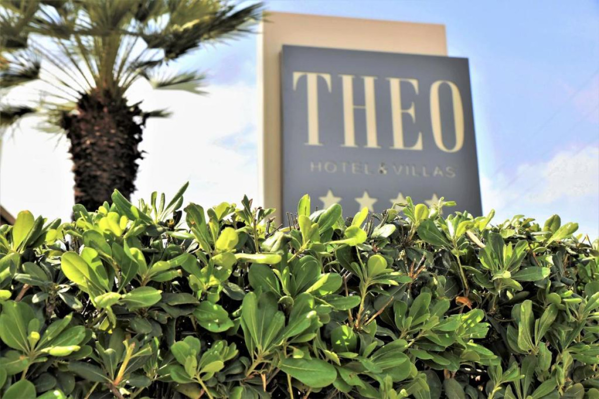 Theo Hotel