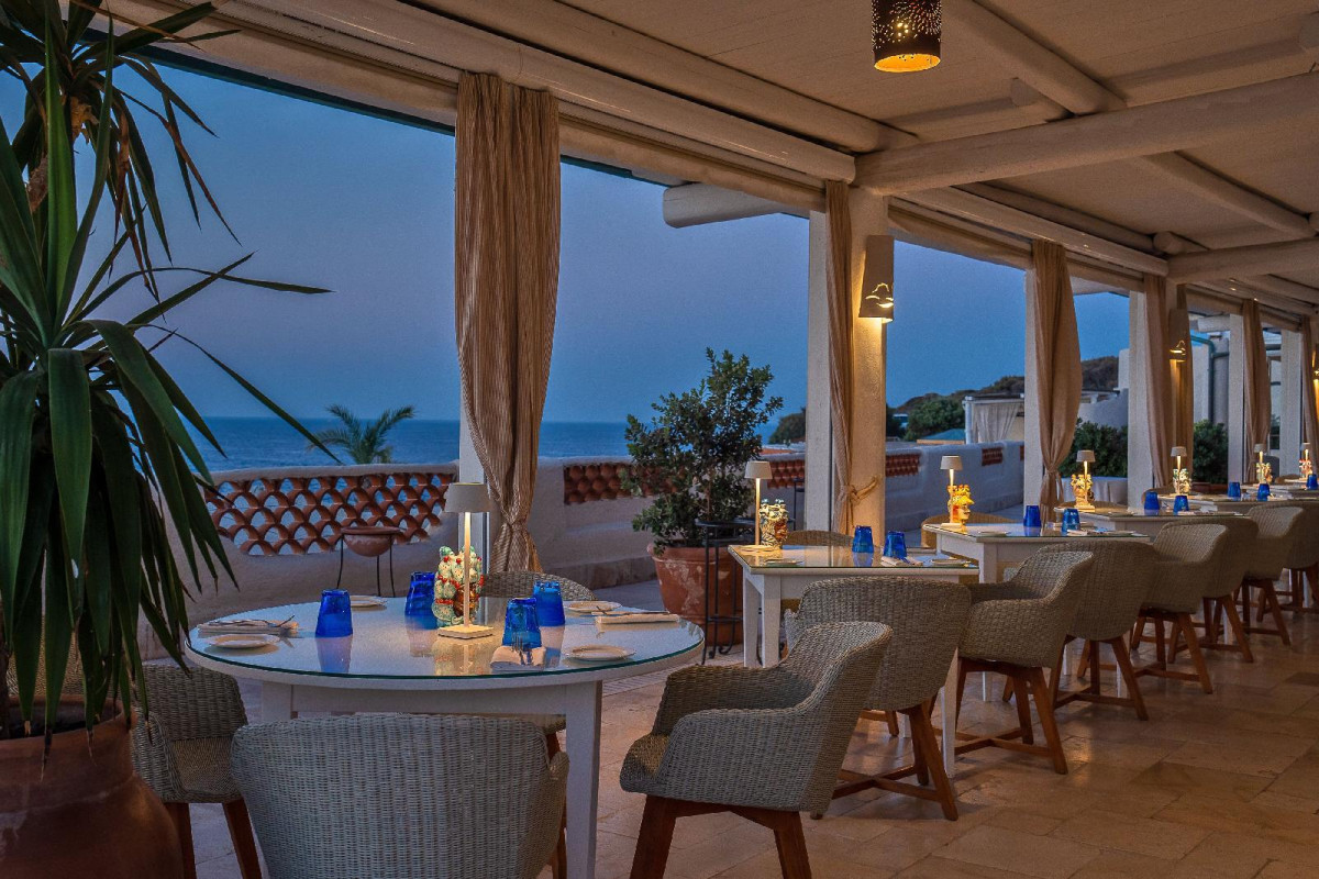 Therasia Resort Sea & Spa