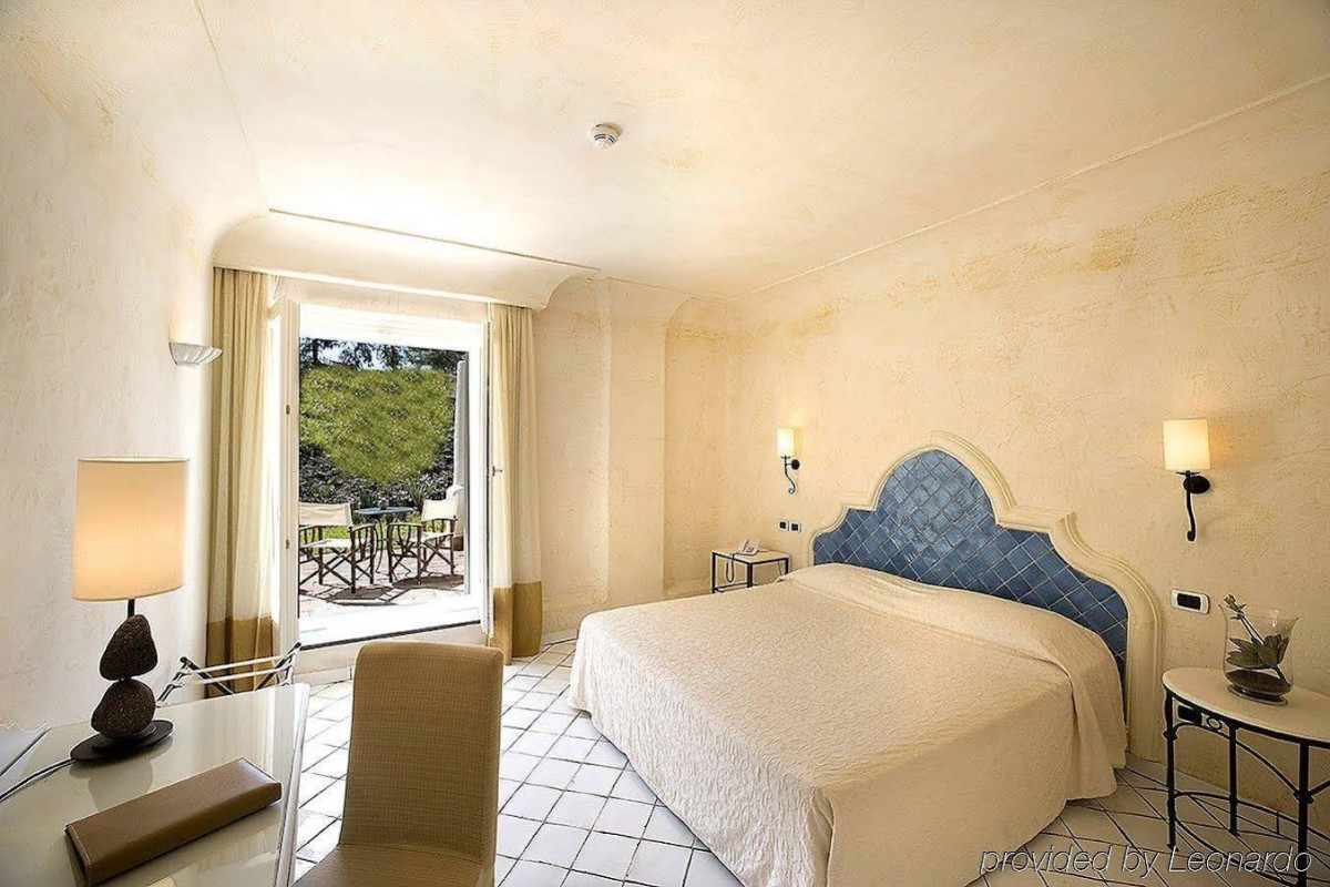 Therasia Resort Sea & Spa