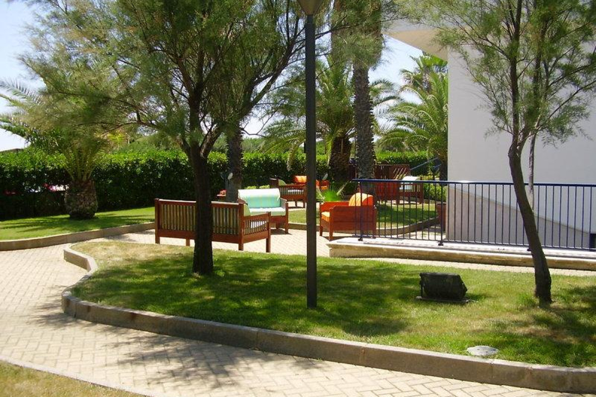 Ticho's Greenblu Hotel