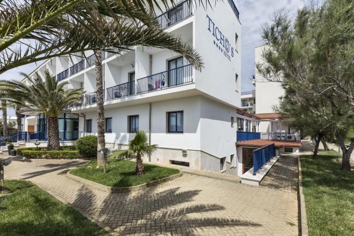Ticho's Greenblu Hotel