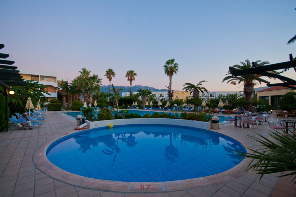 Hotel Tigaki Beach