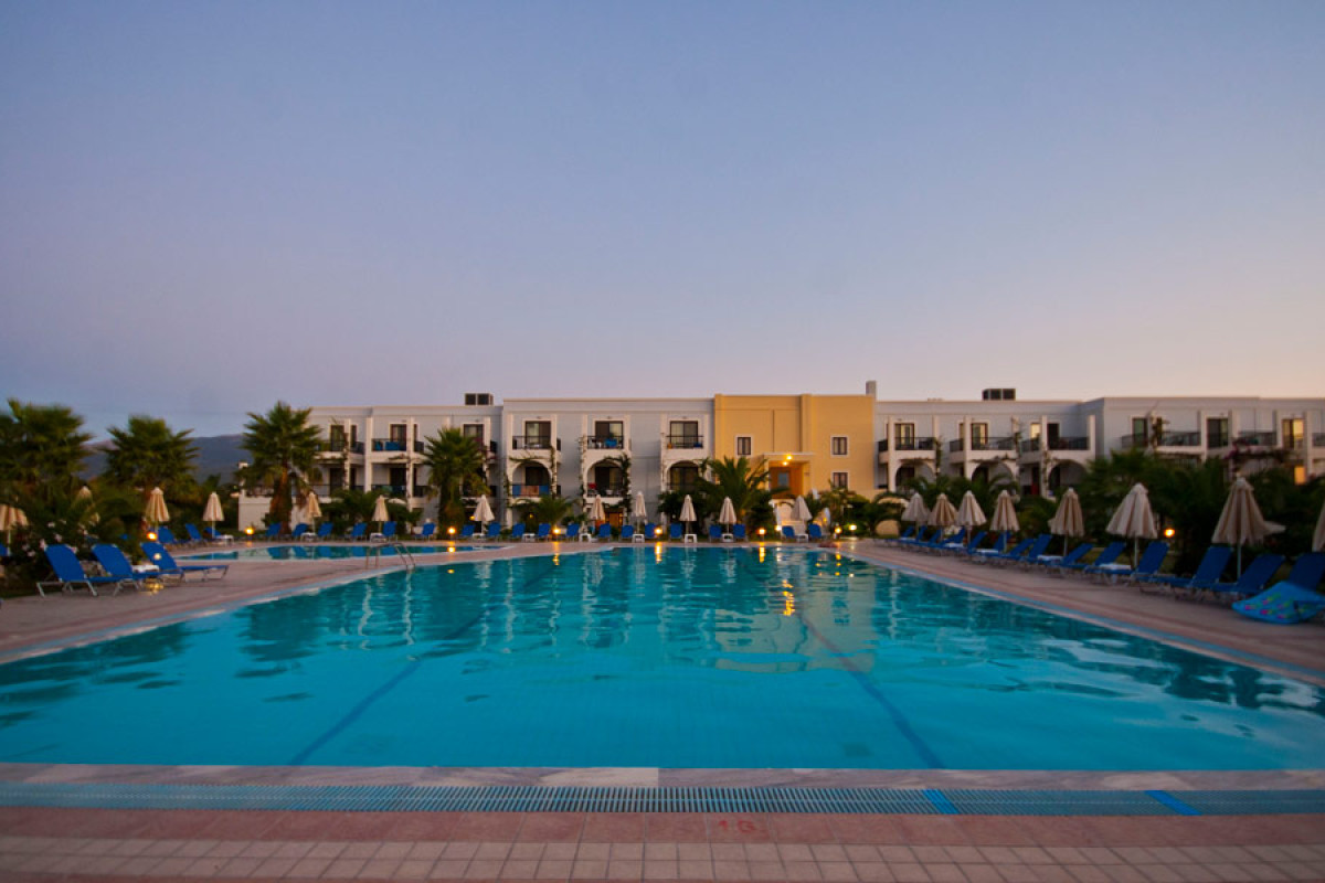 Hotel Tigaki Beach