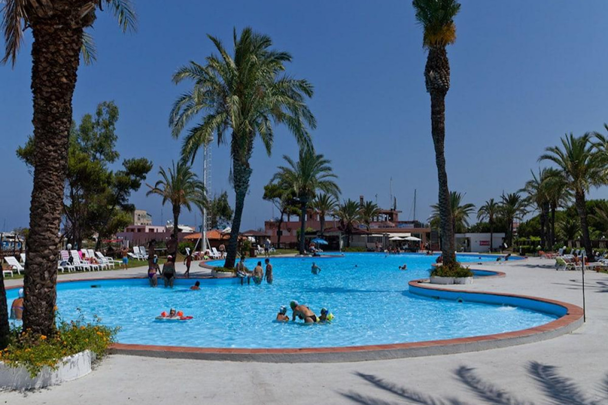Tindari Resort & Marina Beach