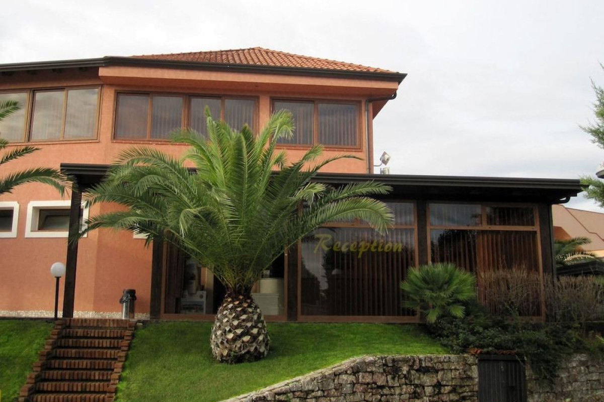 Tindari Resort & Marina Beach