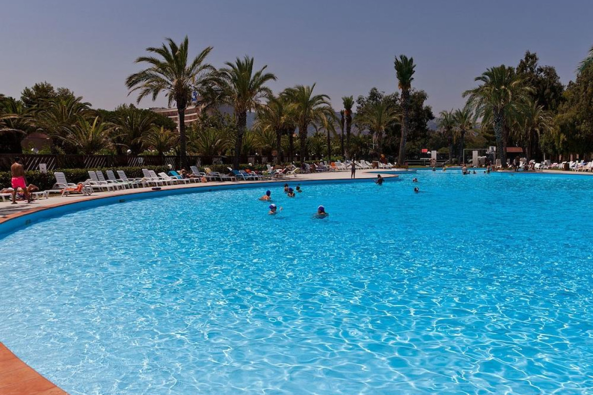 Tindari Resort & Marina Beach