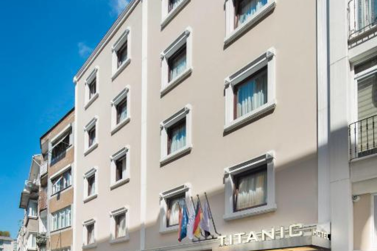 TITANIC COMFORT HOTEL SISLI