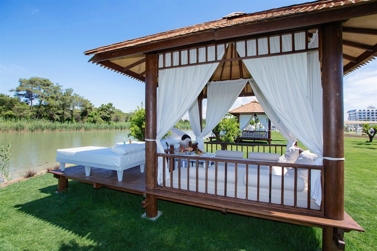 TITANIC DELUXE GOLF BELEK