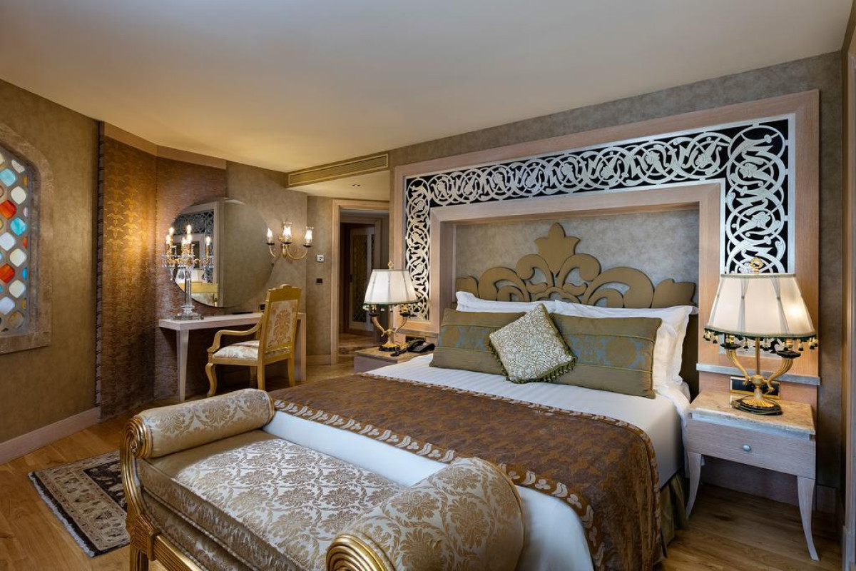 MARDAN PALACE