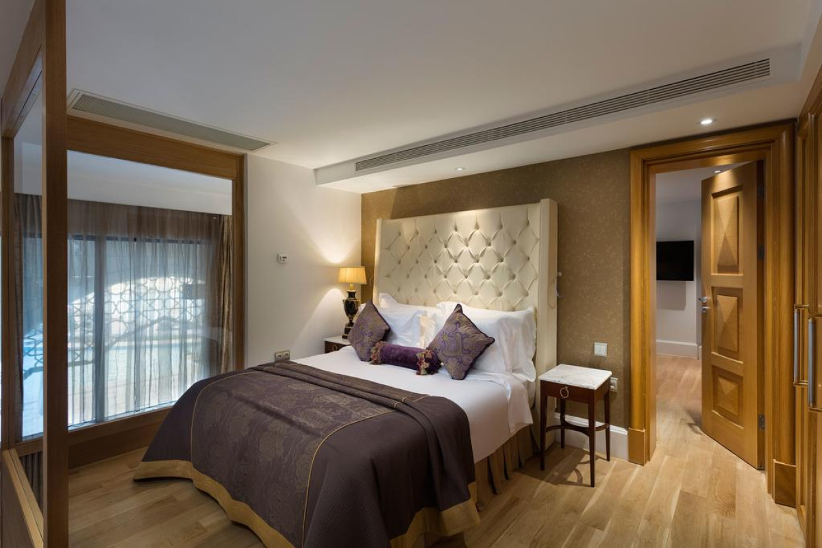 MARDAN PALACE