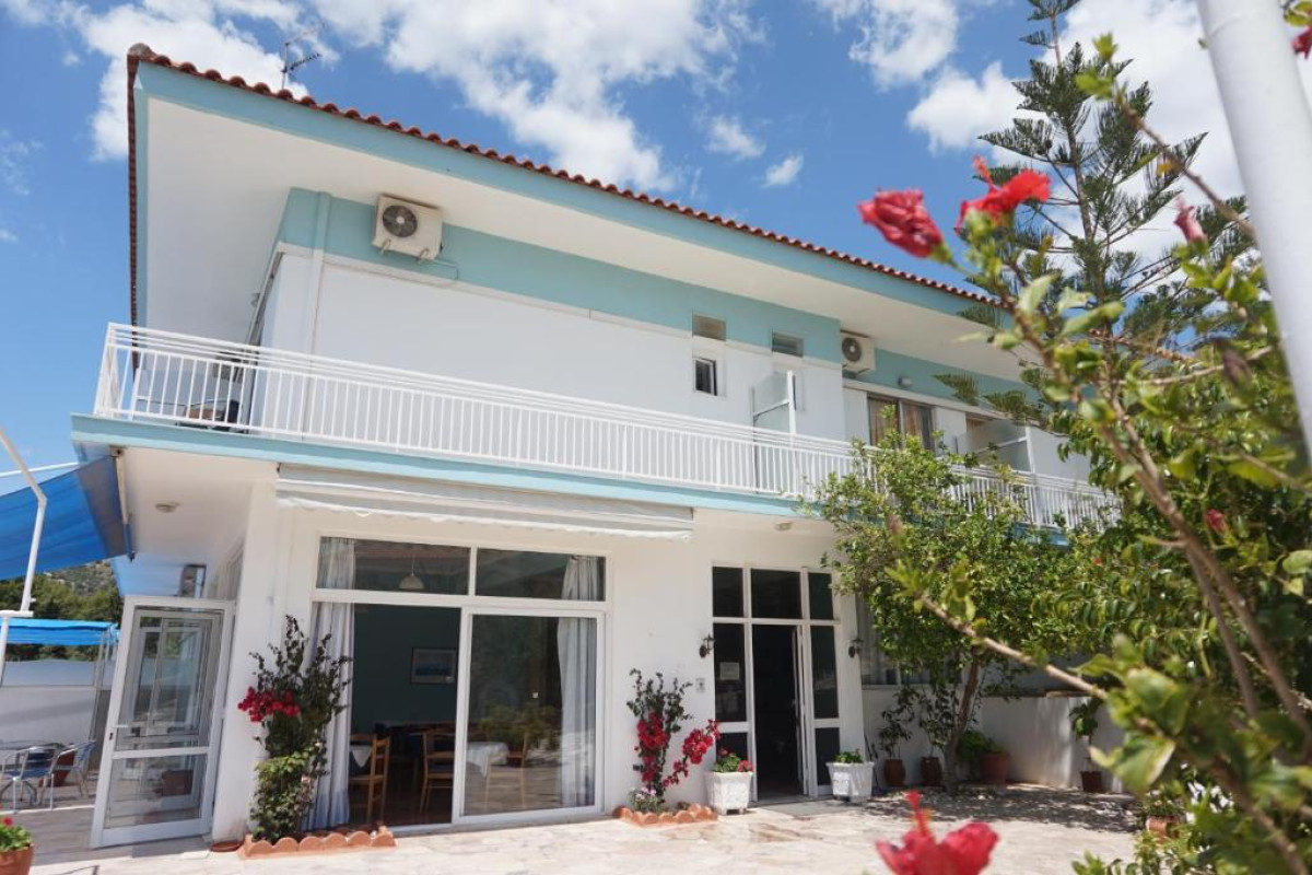 Tolon Beach Hotel (Tolo)