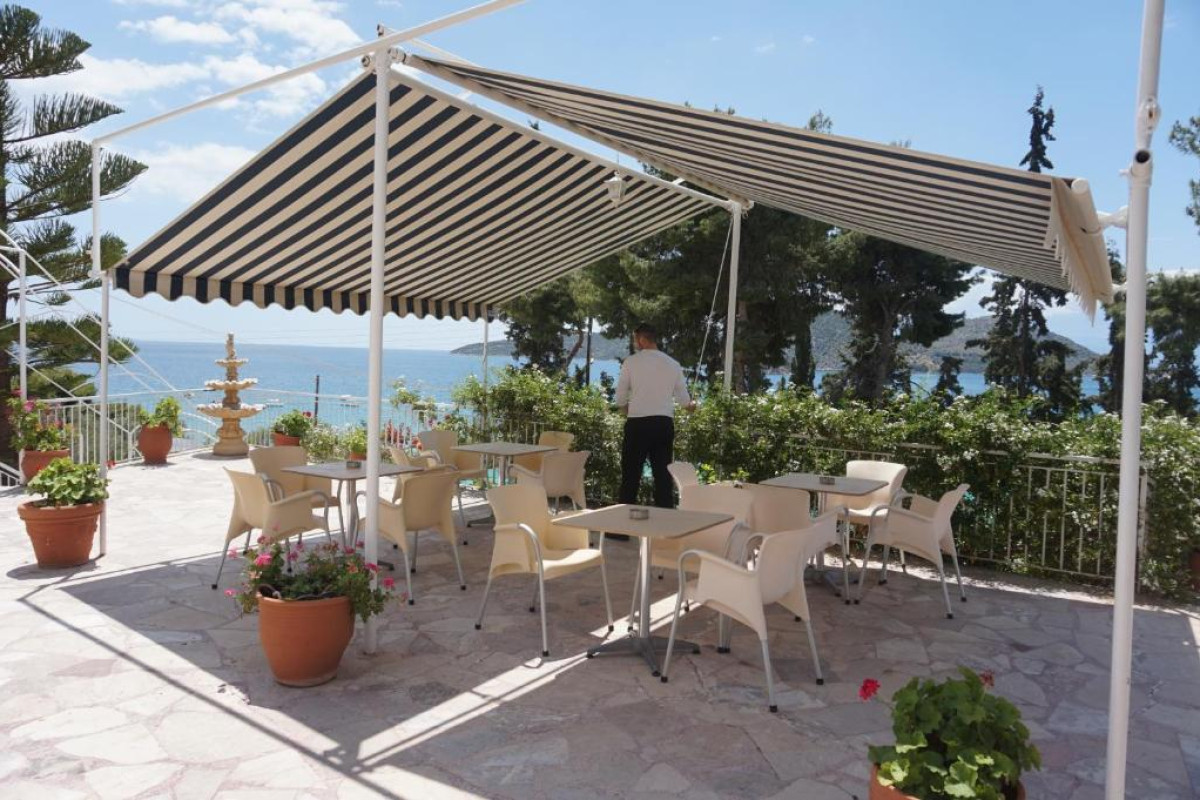 Tolon Beach Hotel (Tolo)