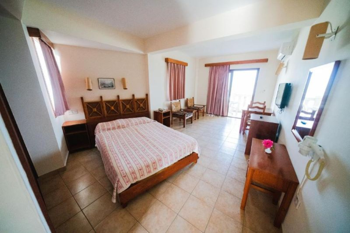 TOPSET HOTEL