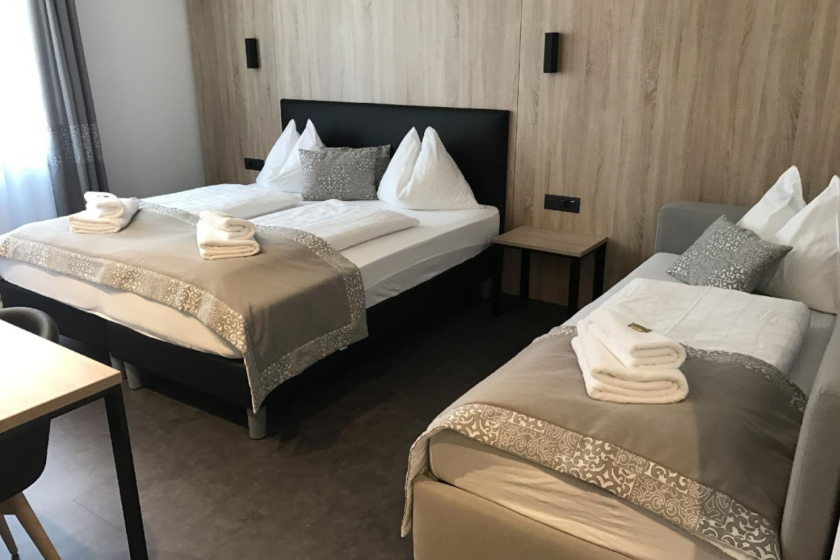 Tourist Hotel